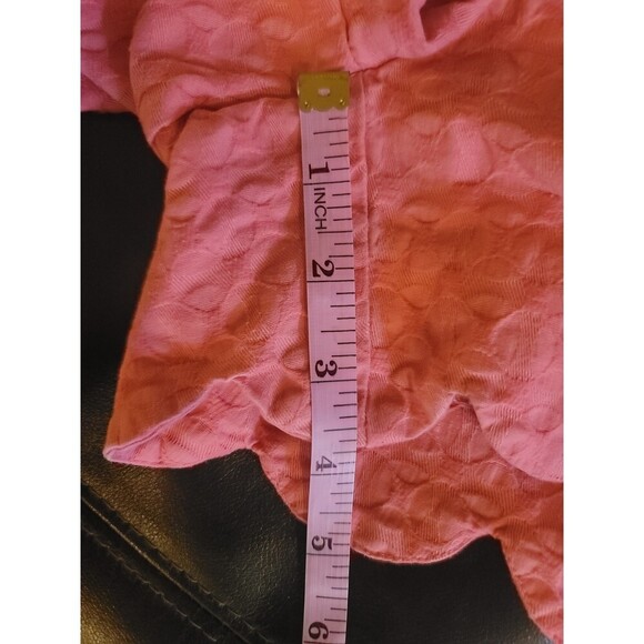 #440 | Pink Salmon Textured Crown & Ivy Scallop Shorts Size 4 - Picture 13 of 13